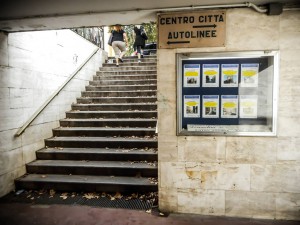 vetrinette sottopasso stazione ferrovaria Promotur Chiavari